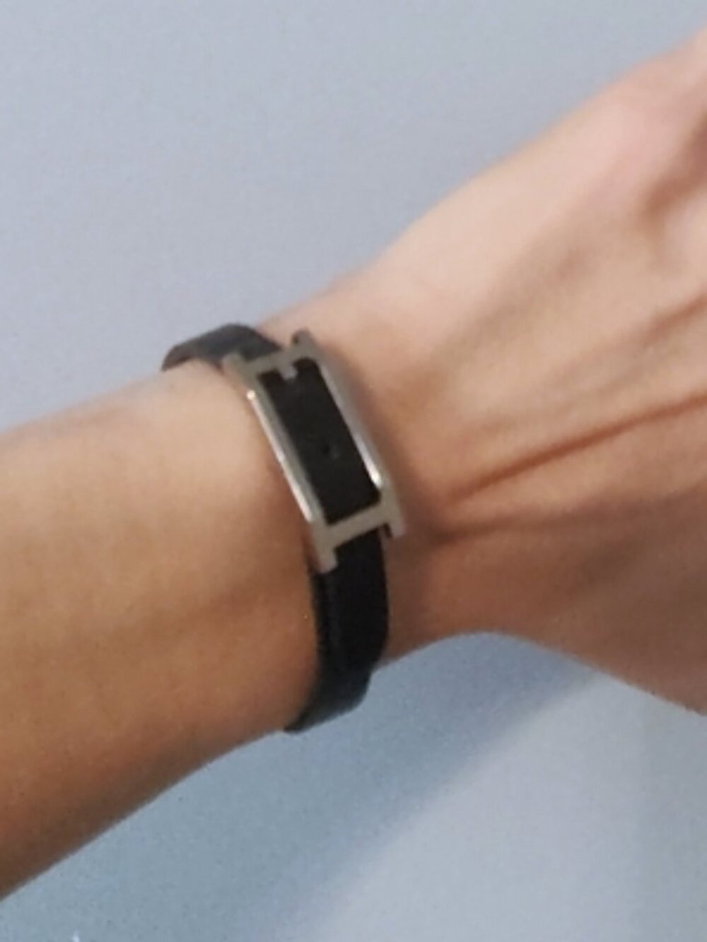 Hermes Behapi leather H buckle bracelet w/COA & bag - Picture 2 of 7